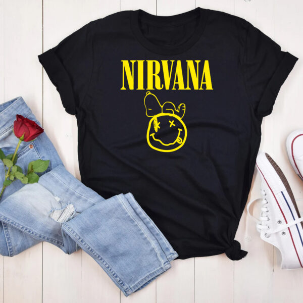 Nirvana Tee with Iconic Smiley Face – Classic Yellow Snoopy Design